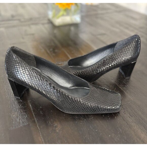 Stuart Weitzman Black Textured Heels - Picture 14 of 15